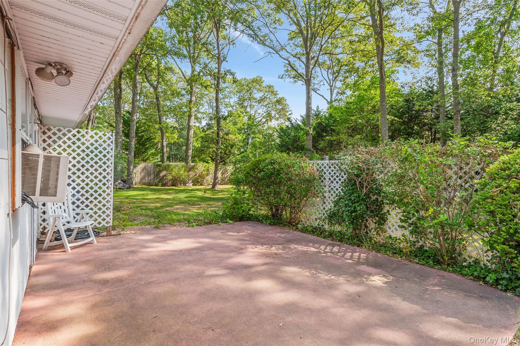 Single Family Chichester Ave Suffolk County, NY 11934, MLS-899813-13