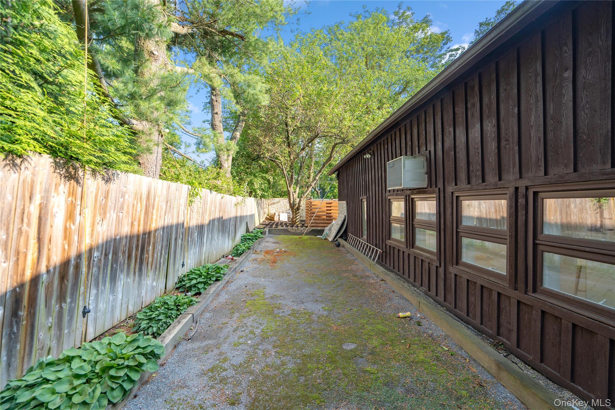 Single Family Guinea Woods Nassau County, NY 11568, MLS-899842-49