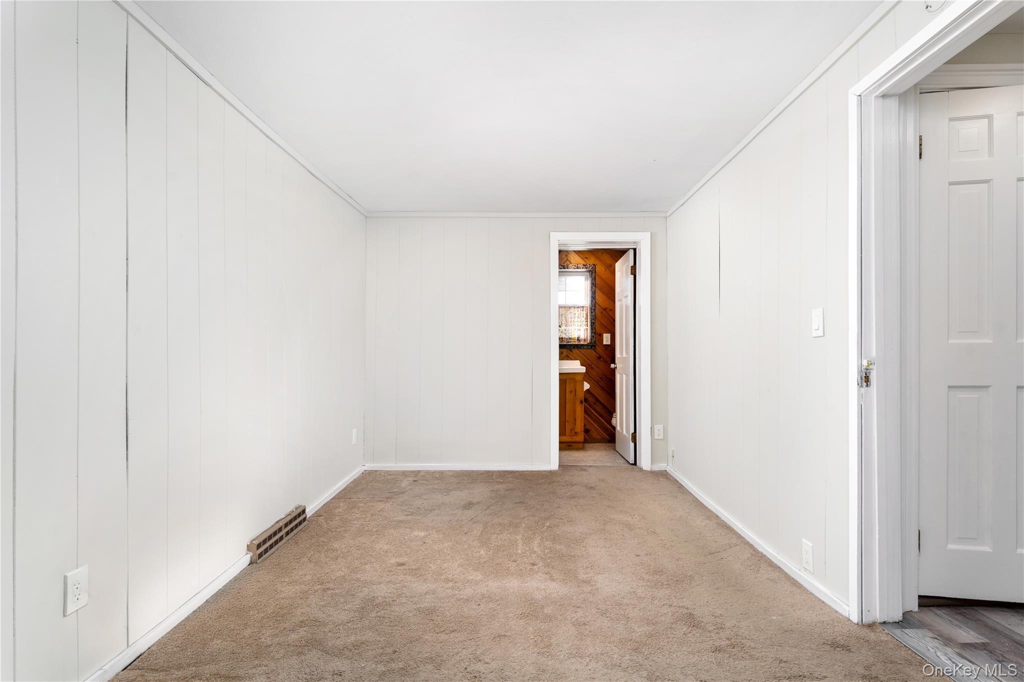 Single Family Sunnyside  Suffolk County, NY 11789, MLS-899880-10