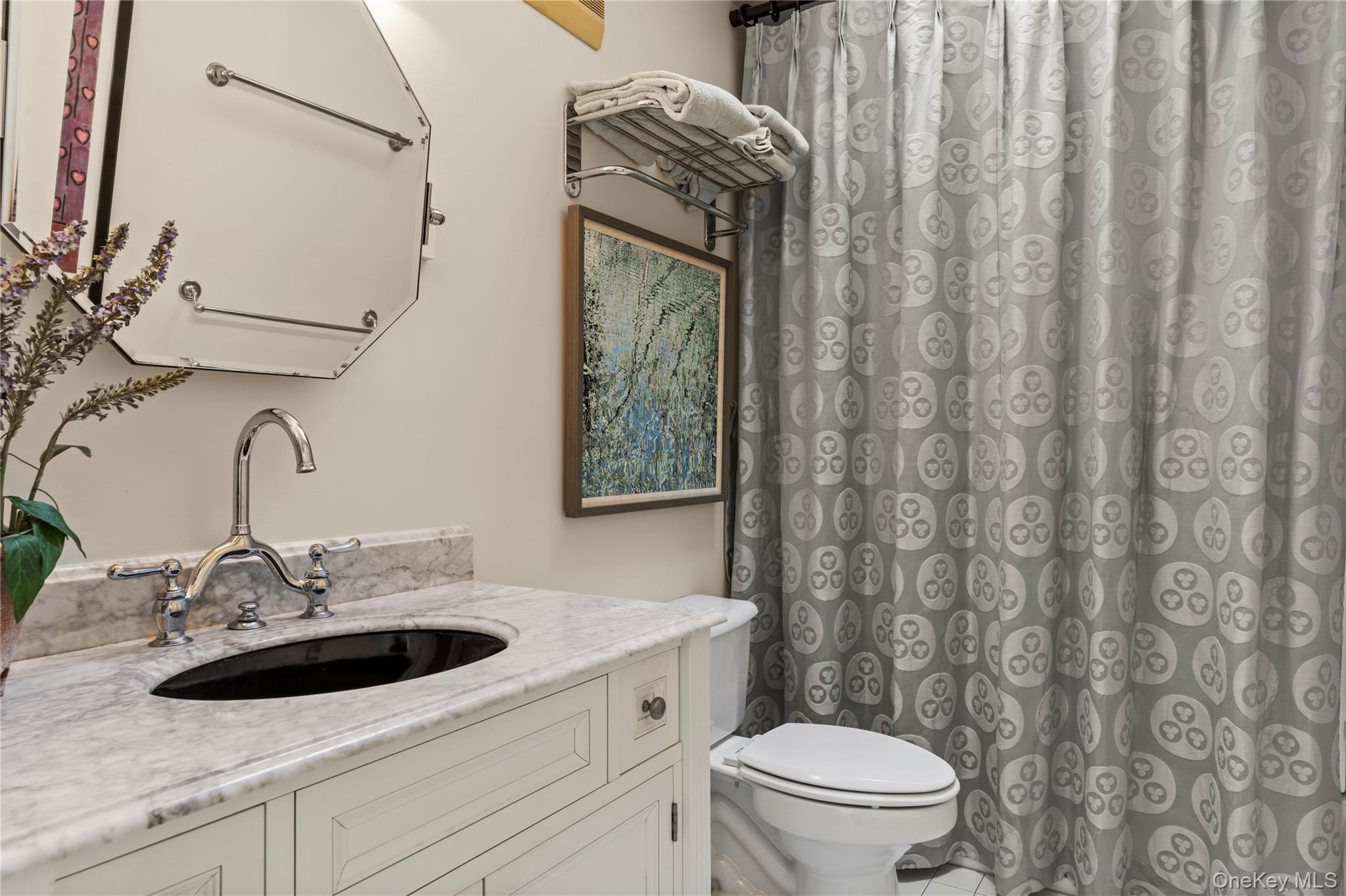 Condo Huckleberry  Suffolk County, NY 11937, MLS-899914-17