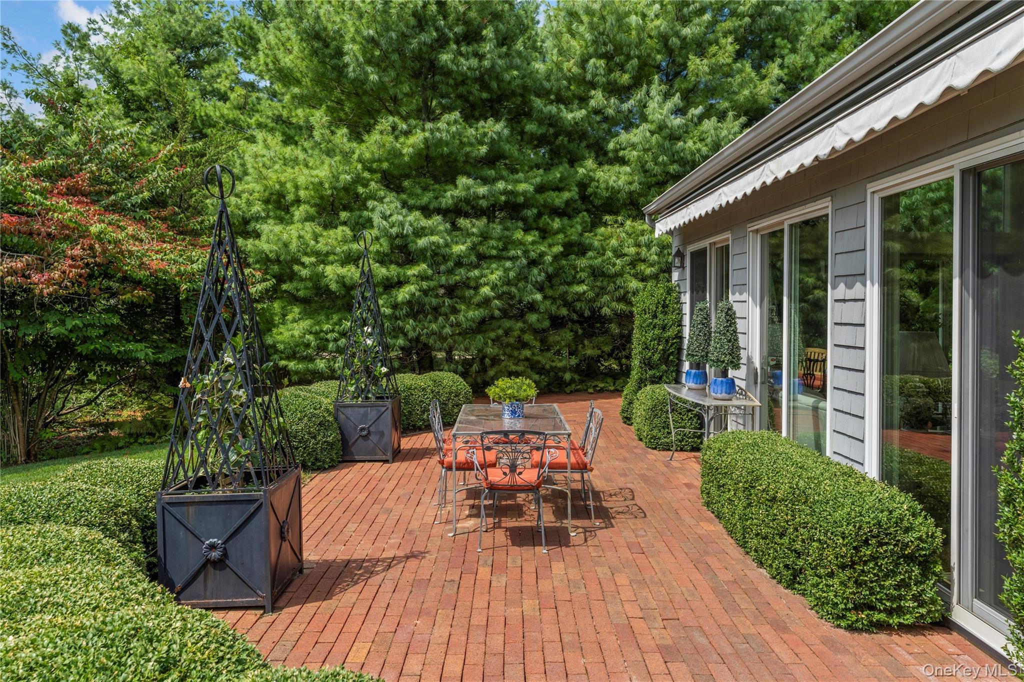 Condo Huckleberry  Suffolk County, NY 11937, MLS-899914-20