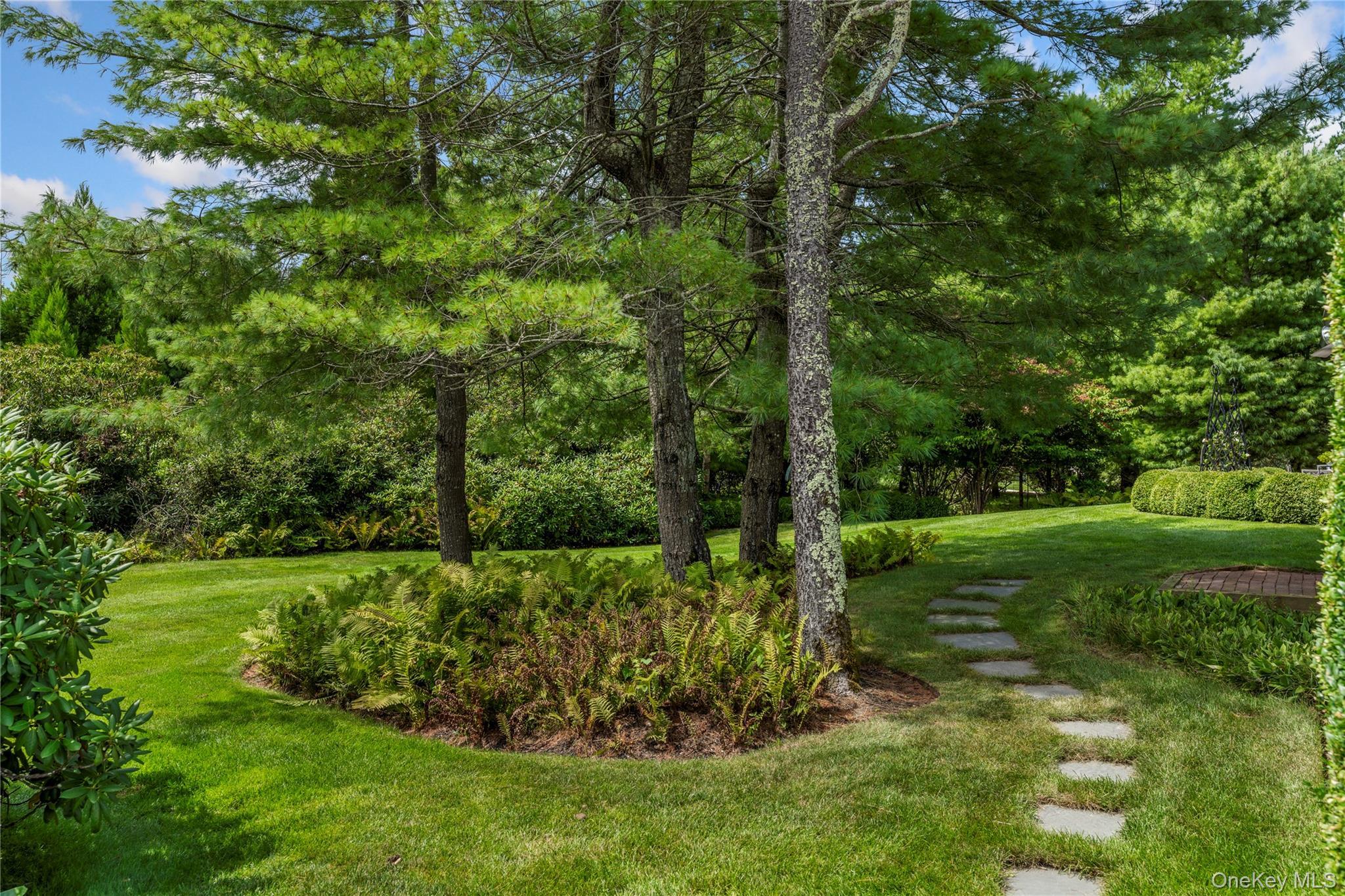 Condo Huckleberry  Suffolk County, NY 11937, MLS-899914-24