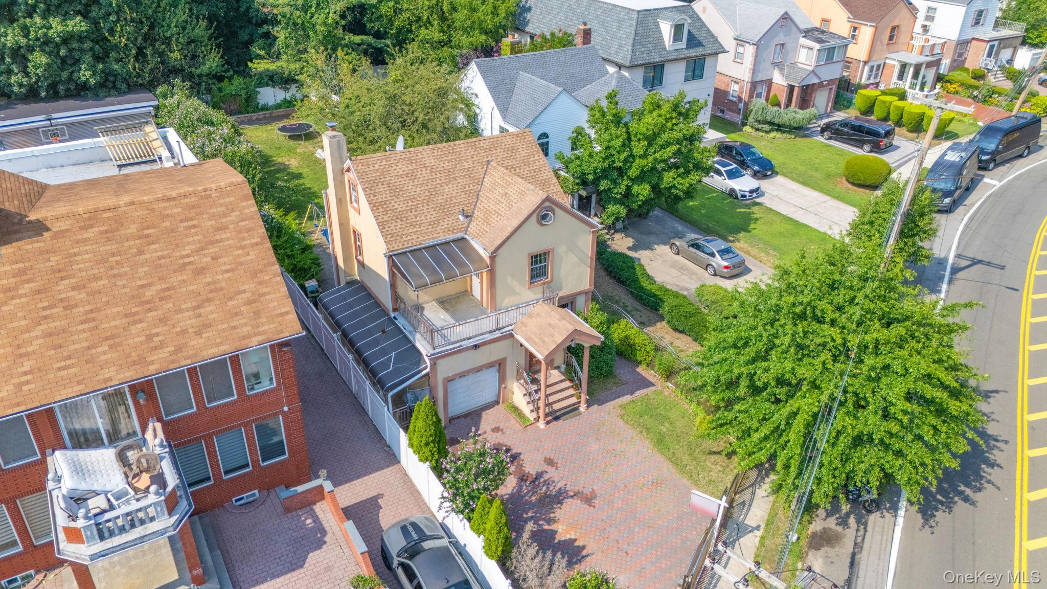 Single Family Mclaughlin Queens, NY 11423, MLS-899916-6