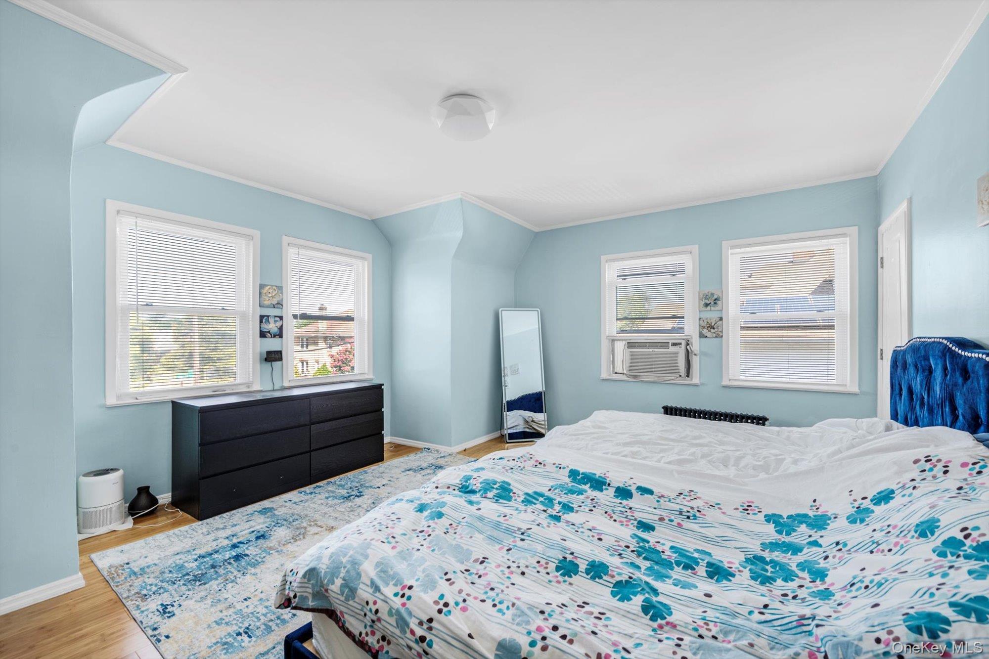 Single Family Bay 27th  Queens, NY 11691, MLS-899989-10