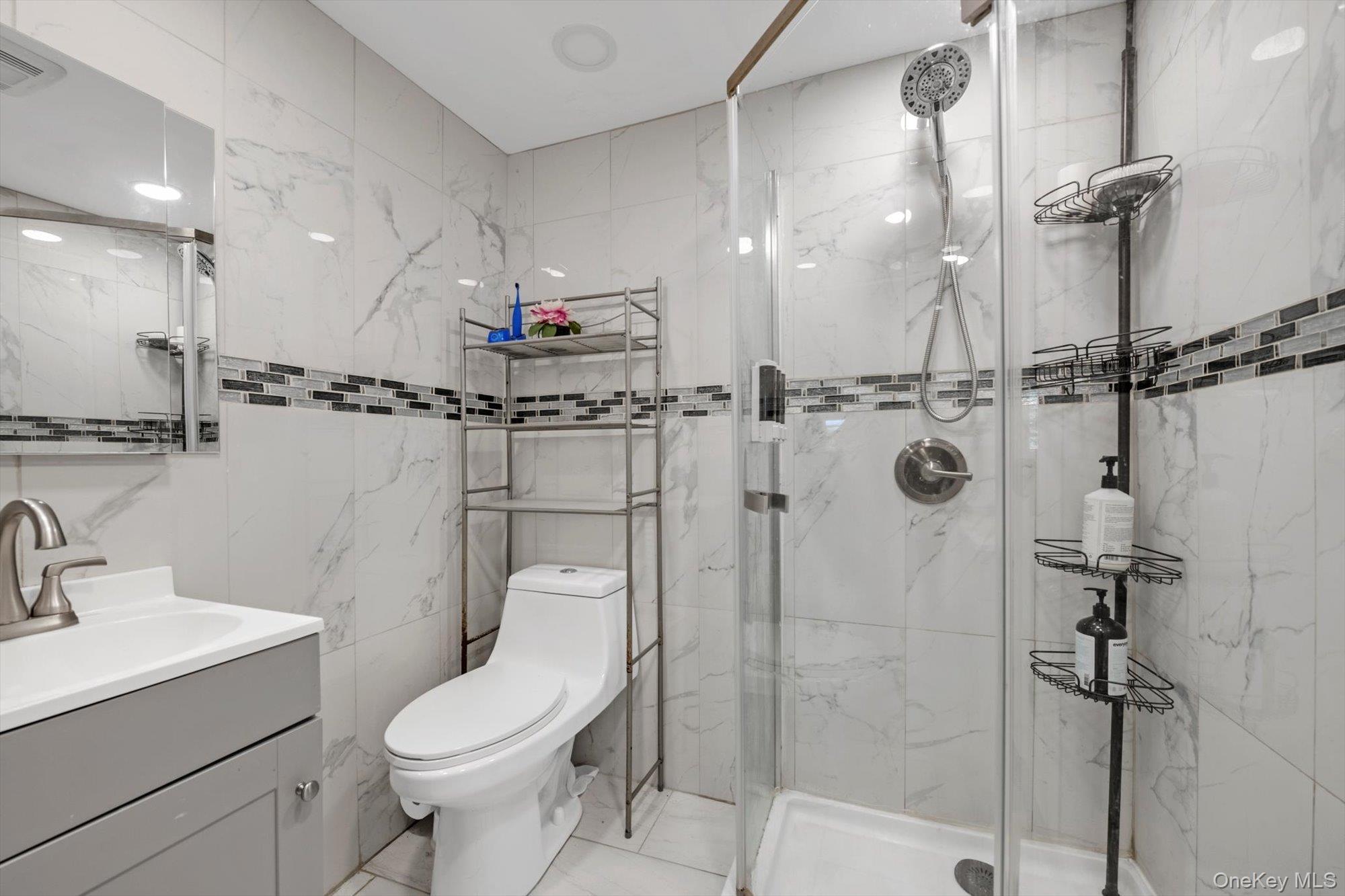 Single Family Bay 27th  Queens, NY 11691, MLS-899989-12