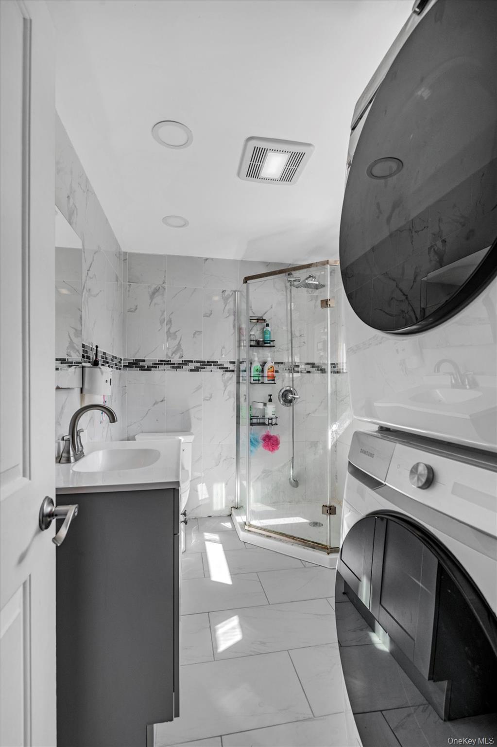 Single Family Bay 27th  Queens, NY 11691, MLS-899989-15