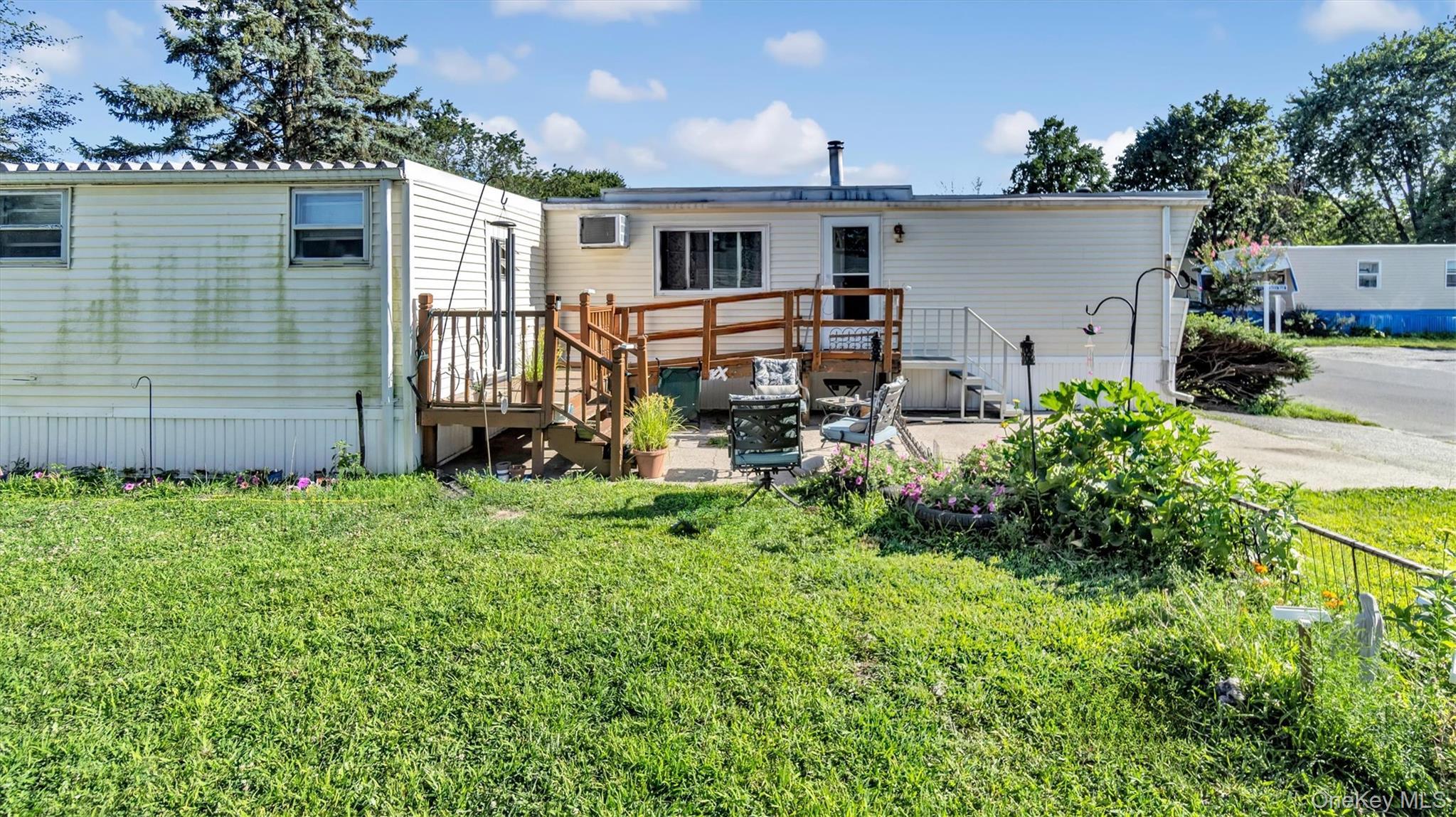 Single Family Valley Forge  Suffolk County, NY 11716, MLS-899990-3