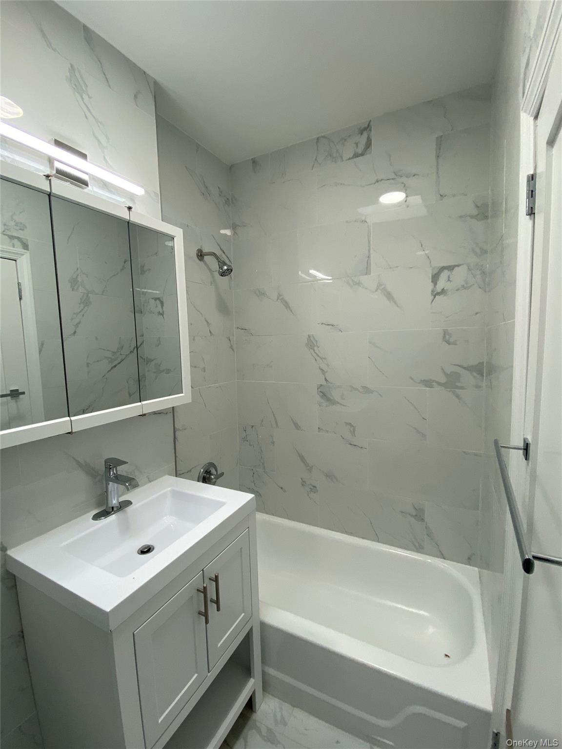 Apartment Bay Ridge  Brooklyn, NY 11220, MLS-900020-7