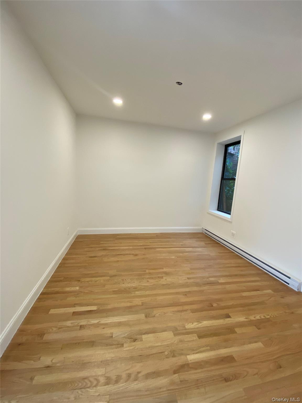 Apartment Bay Ridge  Brooklyn, NY 11220, MLS-900020-8