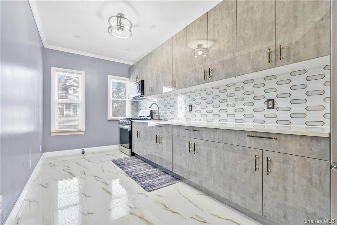 Single Family 92nd  Queens, NY 11418, MLS-900031-22