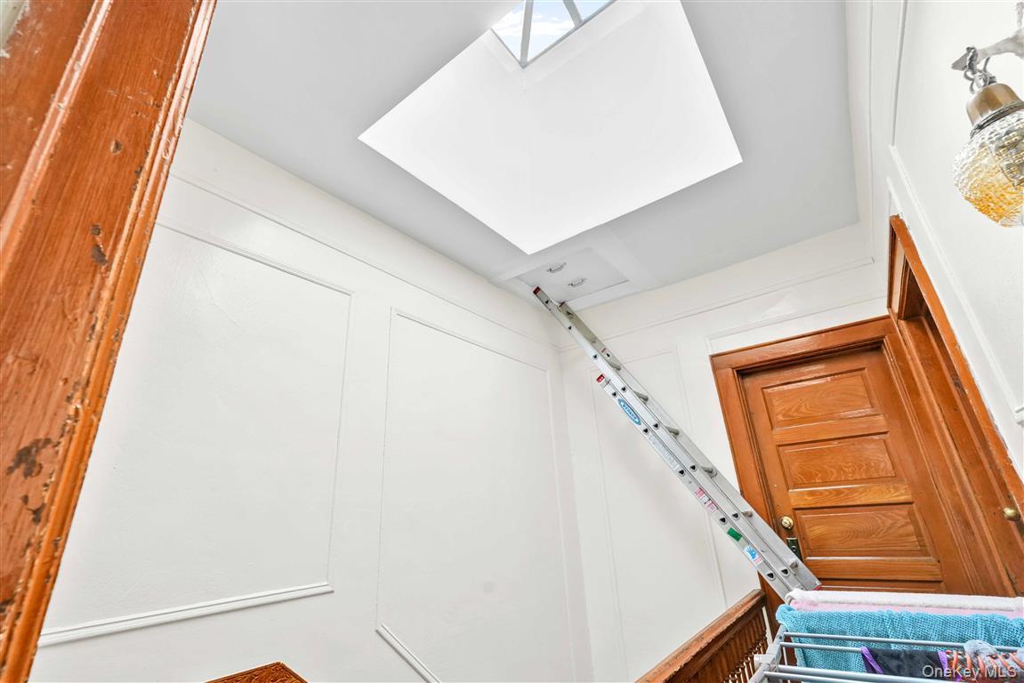 Single Family 92nd  Queens, NY 11418, MLS-900031-26