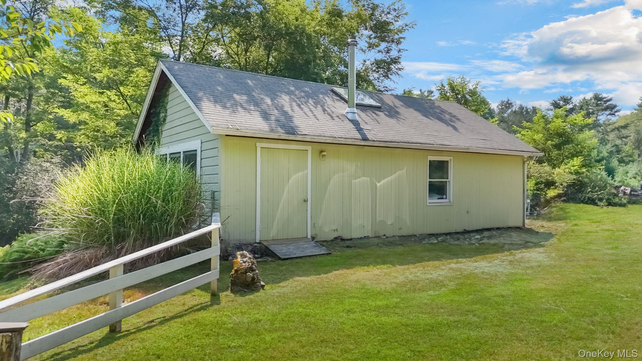 Single Family High Sullivan County, NY 12737, MLS-900032-38