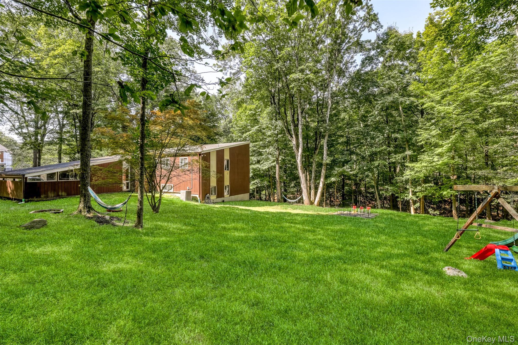 Single Family Beaver Hollow Rockland County, NY 10952, MLS-900073-23