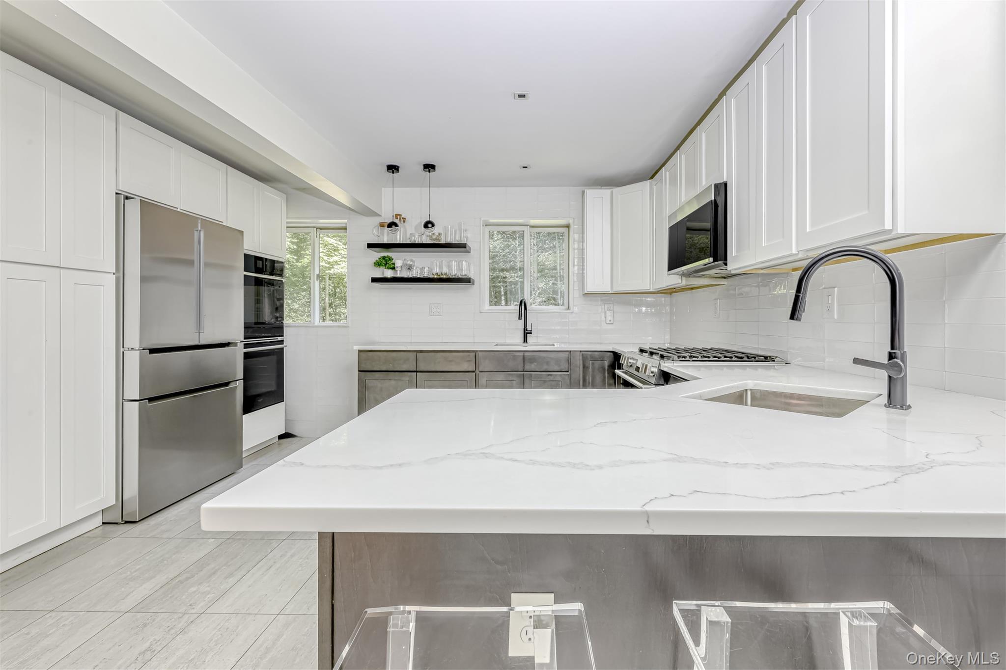 Single Family Beaver Hollow Rockland County, NY 10952, MLS-900073-6