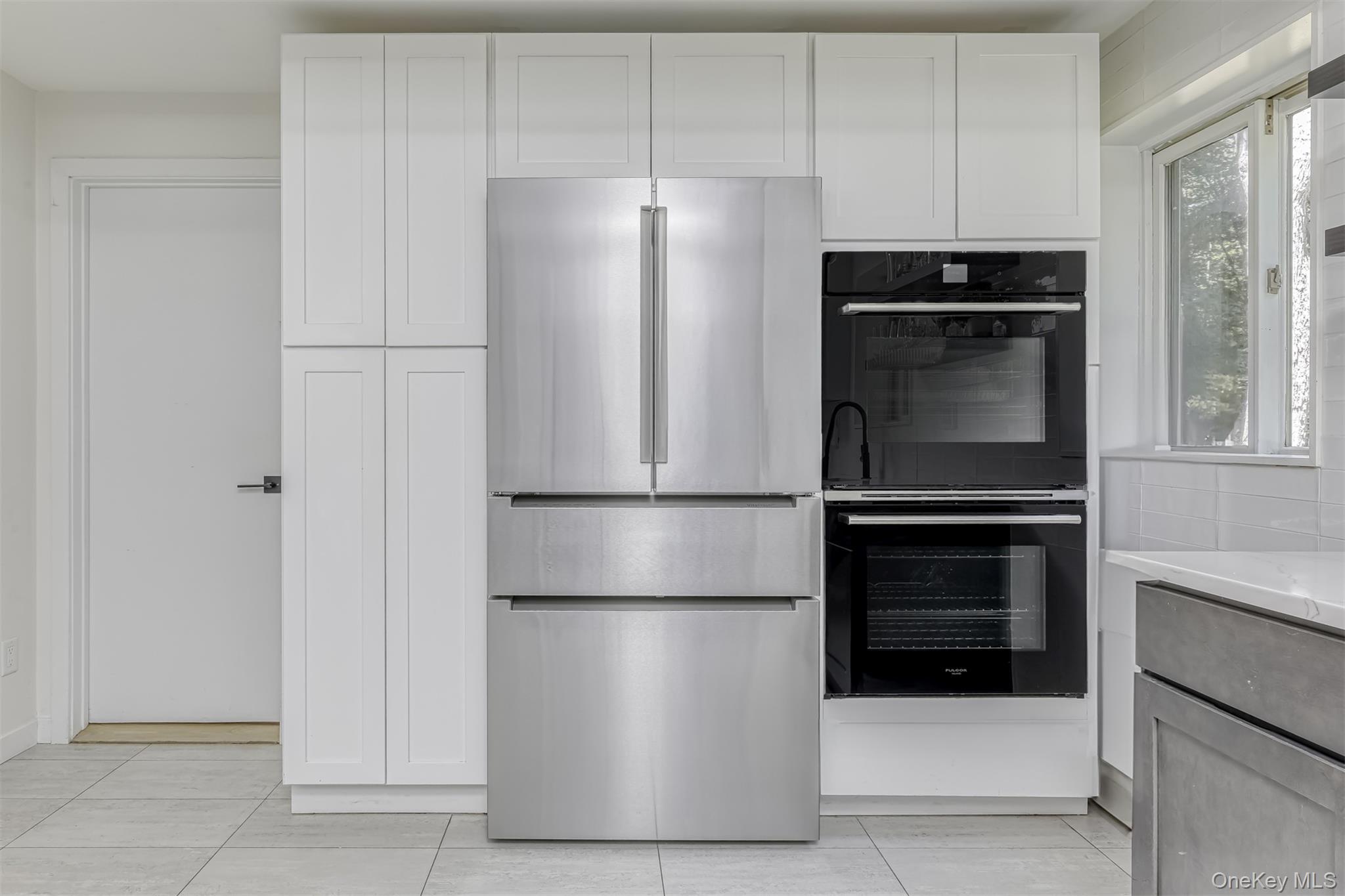 Single Family Beaver Hollow Rockland County, NY 10952, MLS-900073-8