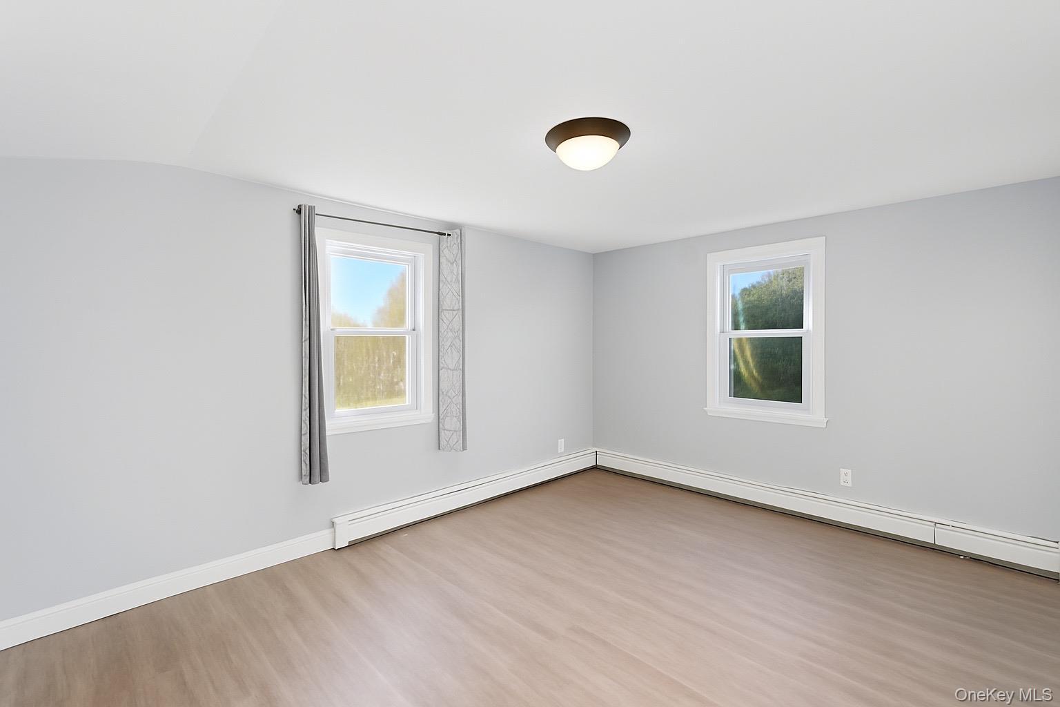 Single Family White Suffolk County, NY 11717, MLS-900081-7