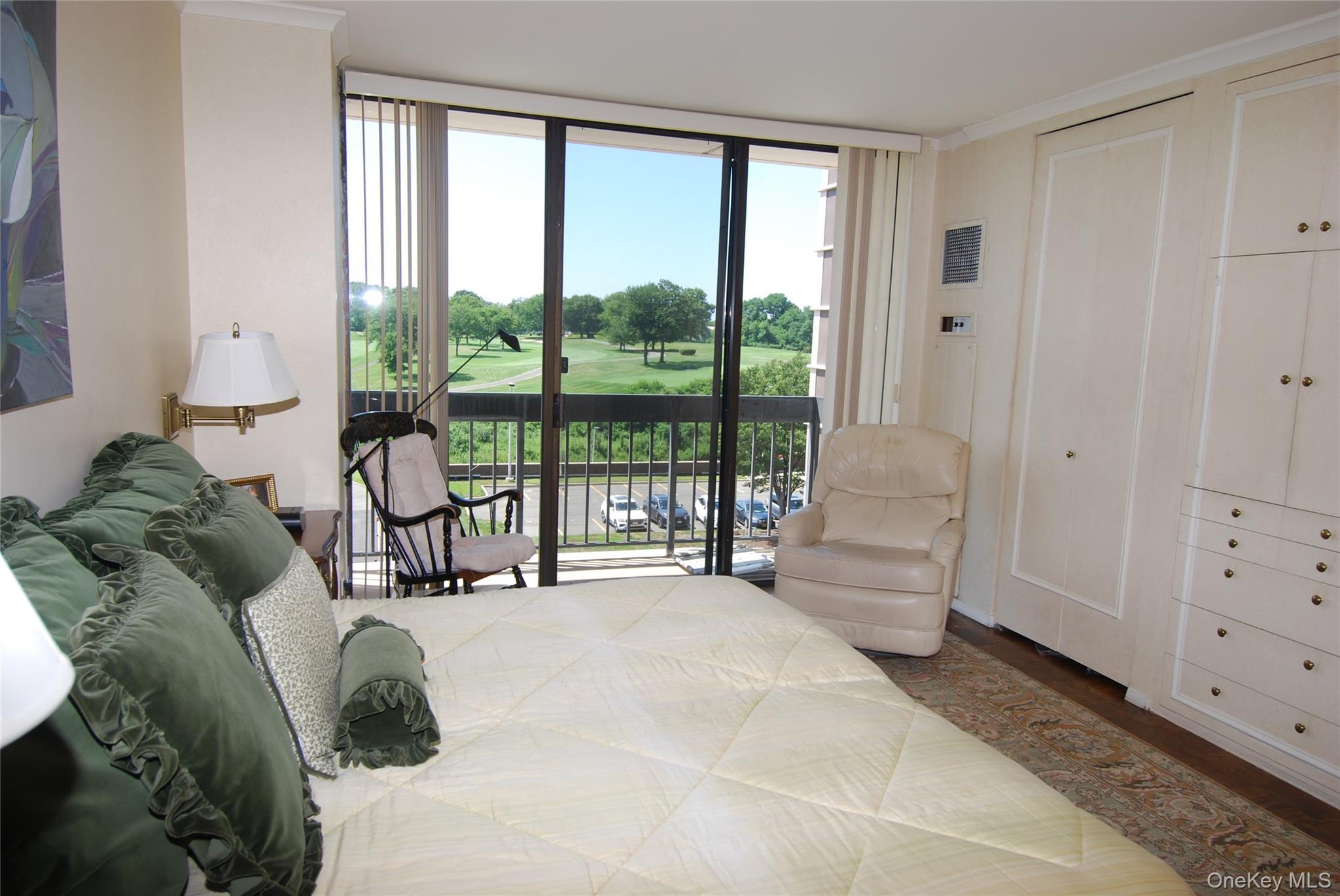 Coop Grand Central Parkway  Queens, NY 11005, MLS-900085-17