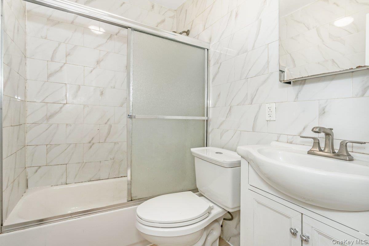 Single Family Atlantic  Brooklyn, NY 11233, MLS-900088-26