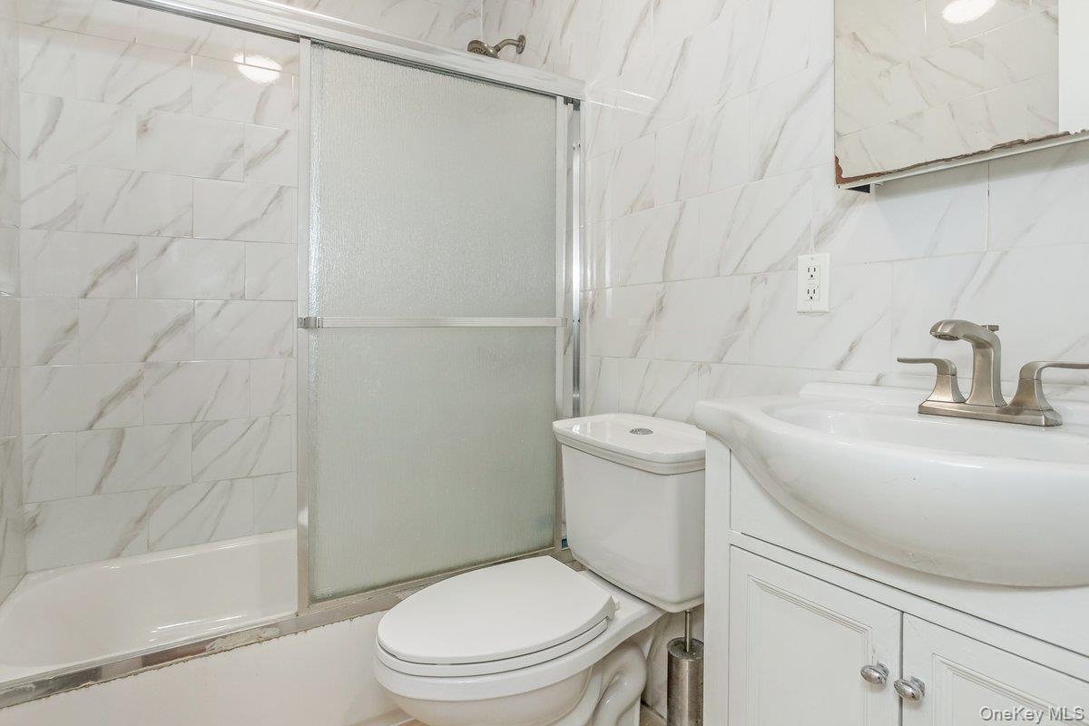 Single Family Atlantic  Brooklyn, NY 11233, MLS-900088-32