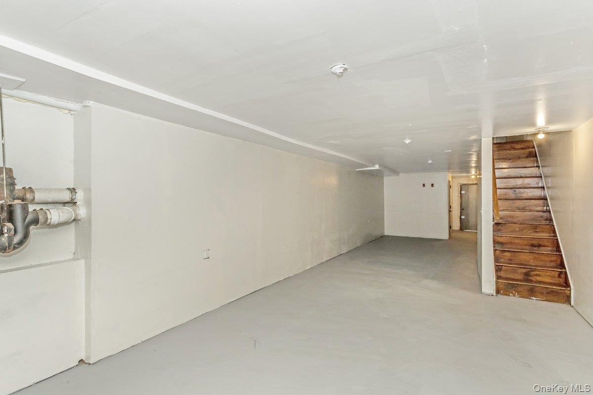 Single Family Atlantic  Brooklyn, NY 11233, MLS-900088-33