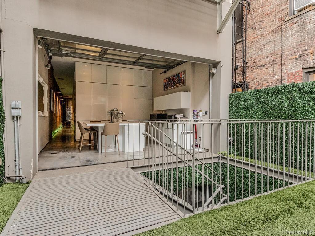 Condo 14th  Manhattan, NY 10003, MLS-900101-11