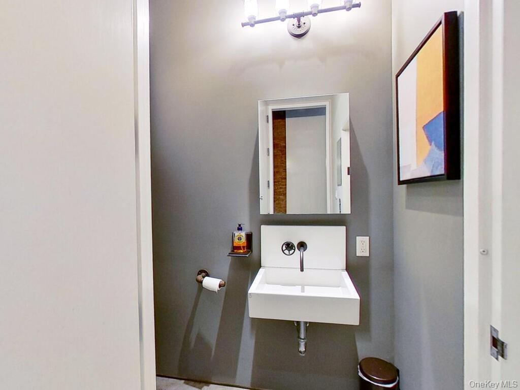 Condo 14th  Manhattan, NY 10003, MLS-900101-13