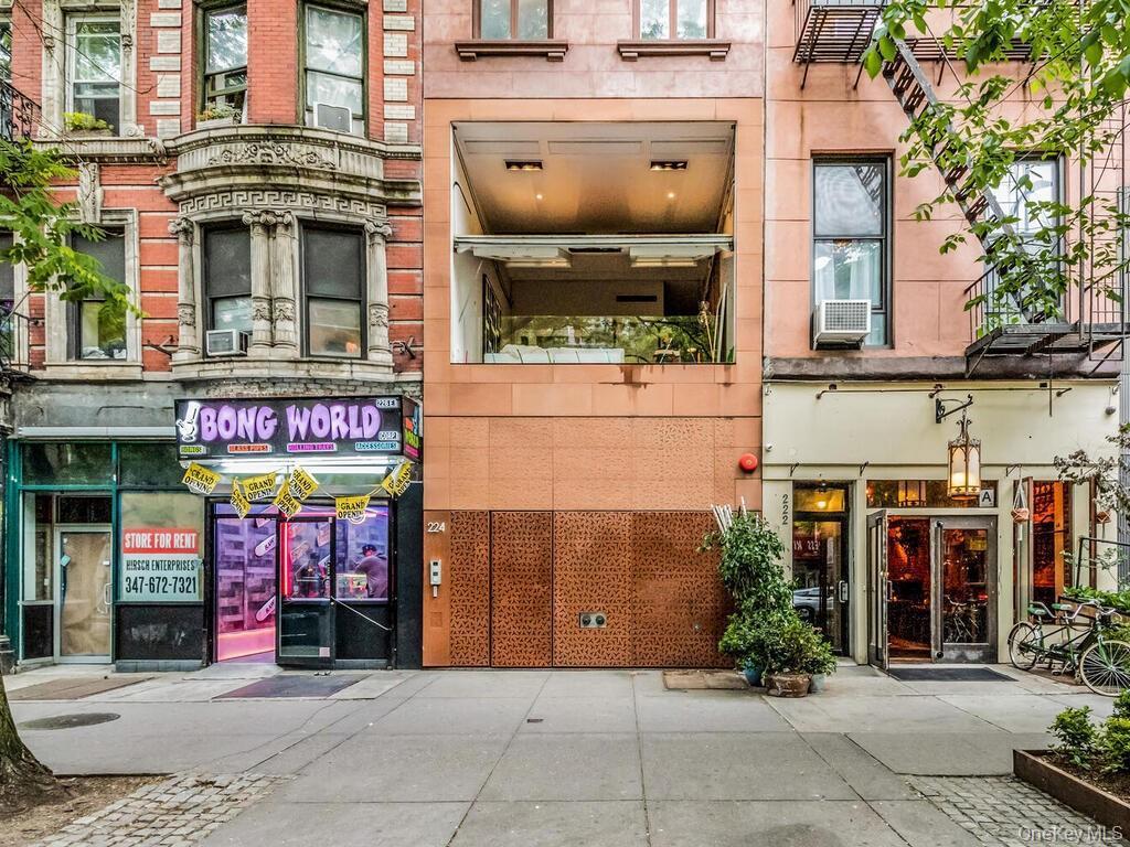 Condo 14th  Manhattan, NY 10003, MLS-900101-17