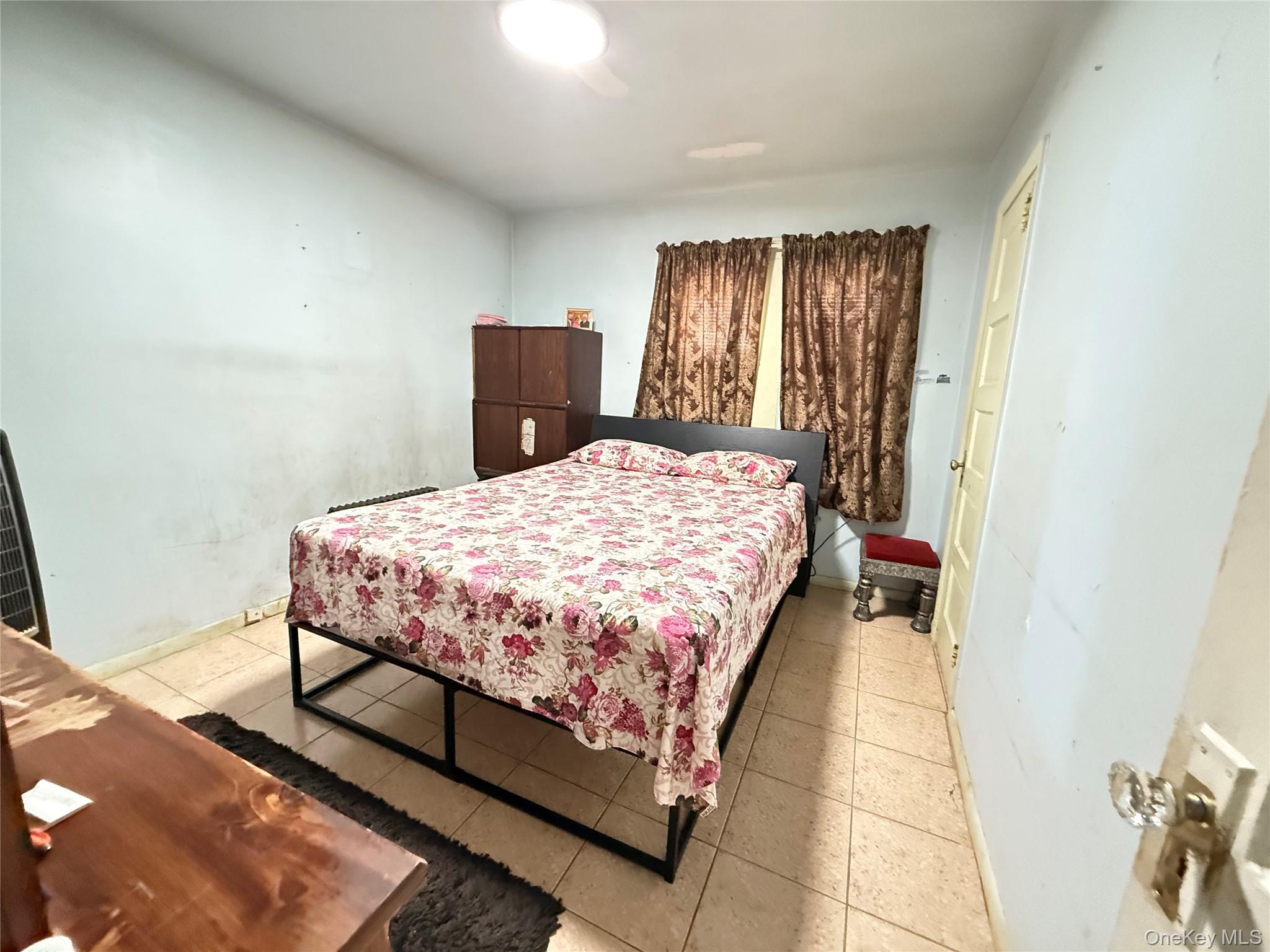 Single Family 111  Queens, NY 11420, MLS-900102-16