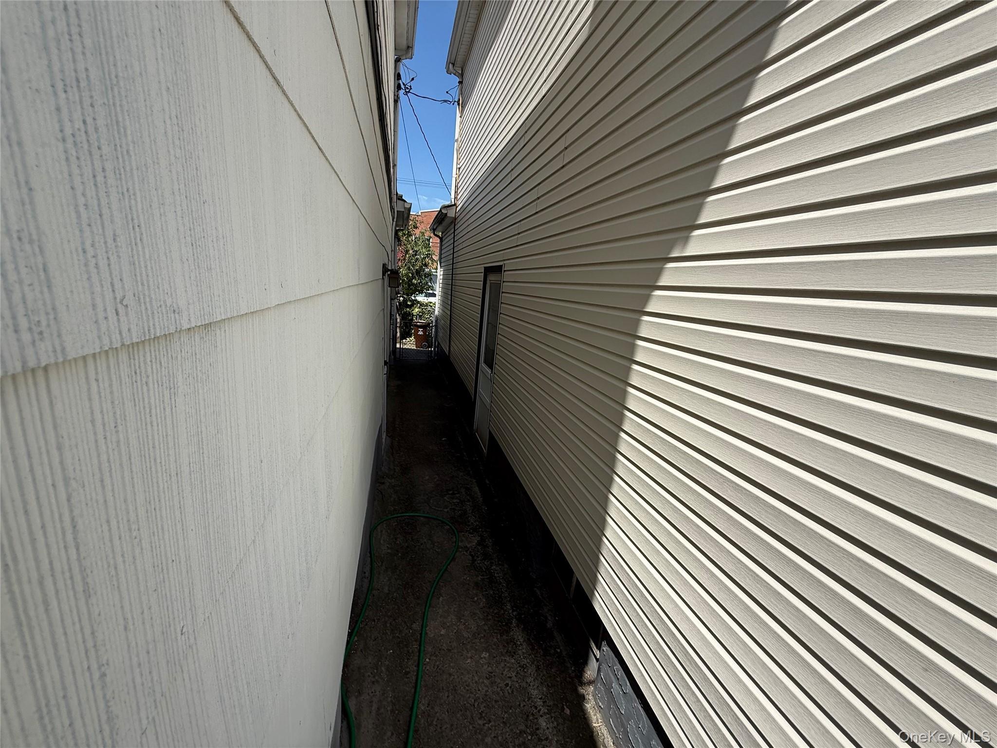 Single Family 111  Queens, NY 11420, MLS-900102-22