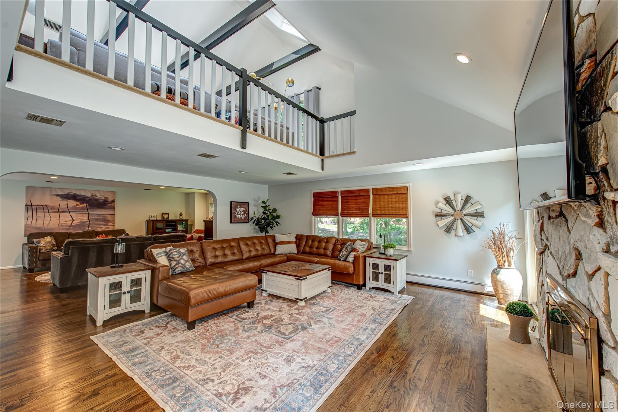 Single Family Landing Meadow Suffolk County, NY 11787, MLS-900103-17