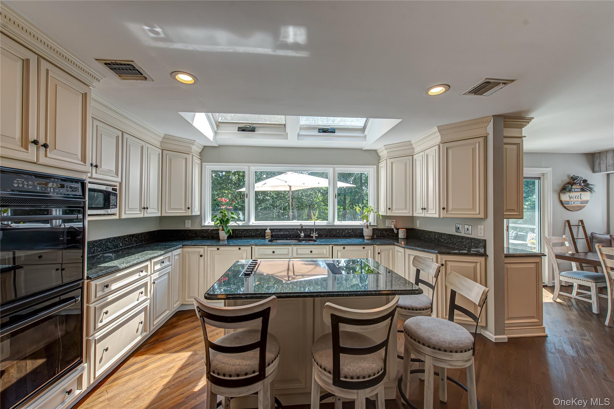 Single Family Landing Meadow Suffolk County, NY 11787, MLS-900103-19