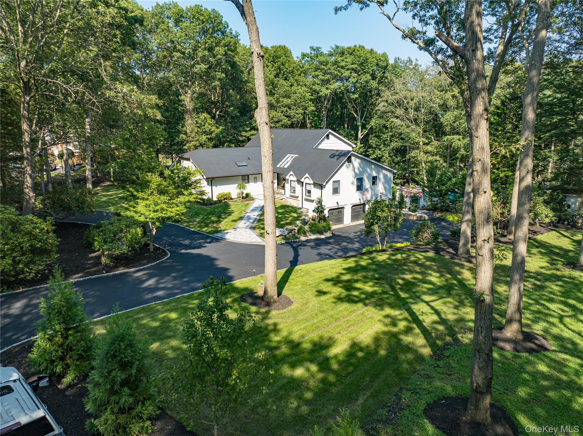 Single Family Landing Meadow Suffolk County, NY 11787, MLS-900103-2