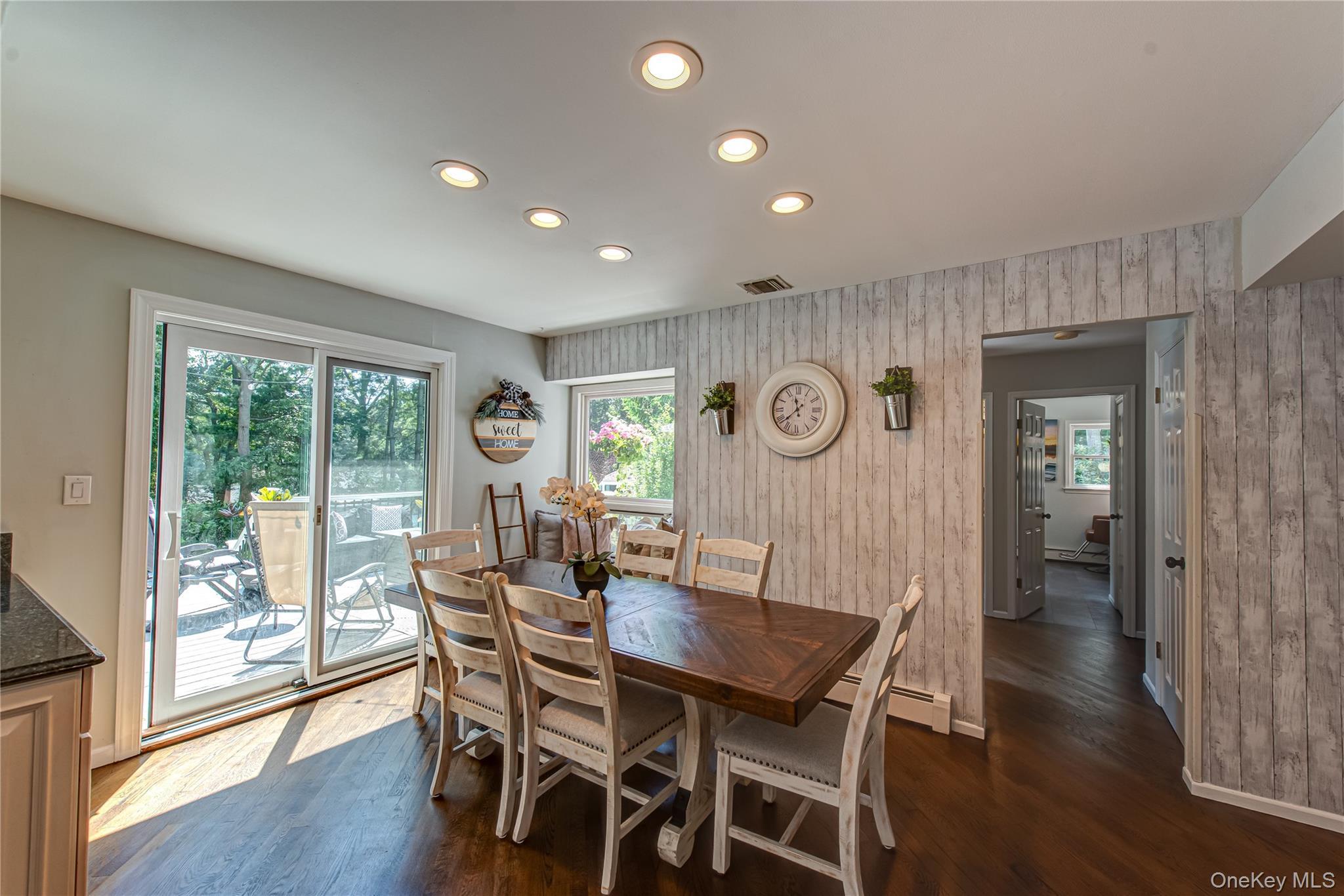 Single Family Landing Meadow Suffolk County, NY 11787, MLS-900103-21