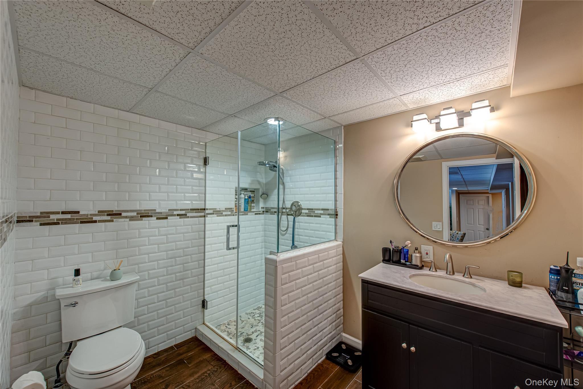 Single Family Landing Meadow Suffolk County, NY 11787, MLS-900103-31