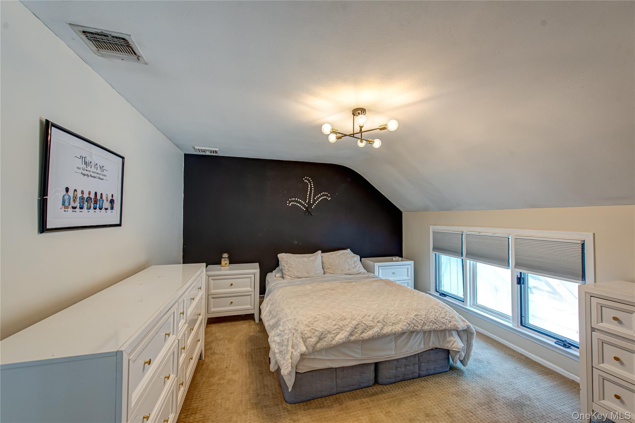 Single Family Landing Meadow Suffolk County, NY 11787, MLS-900103-36