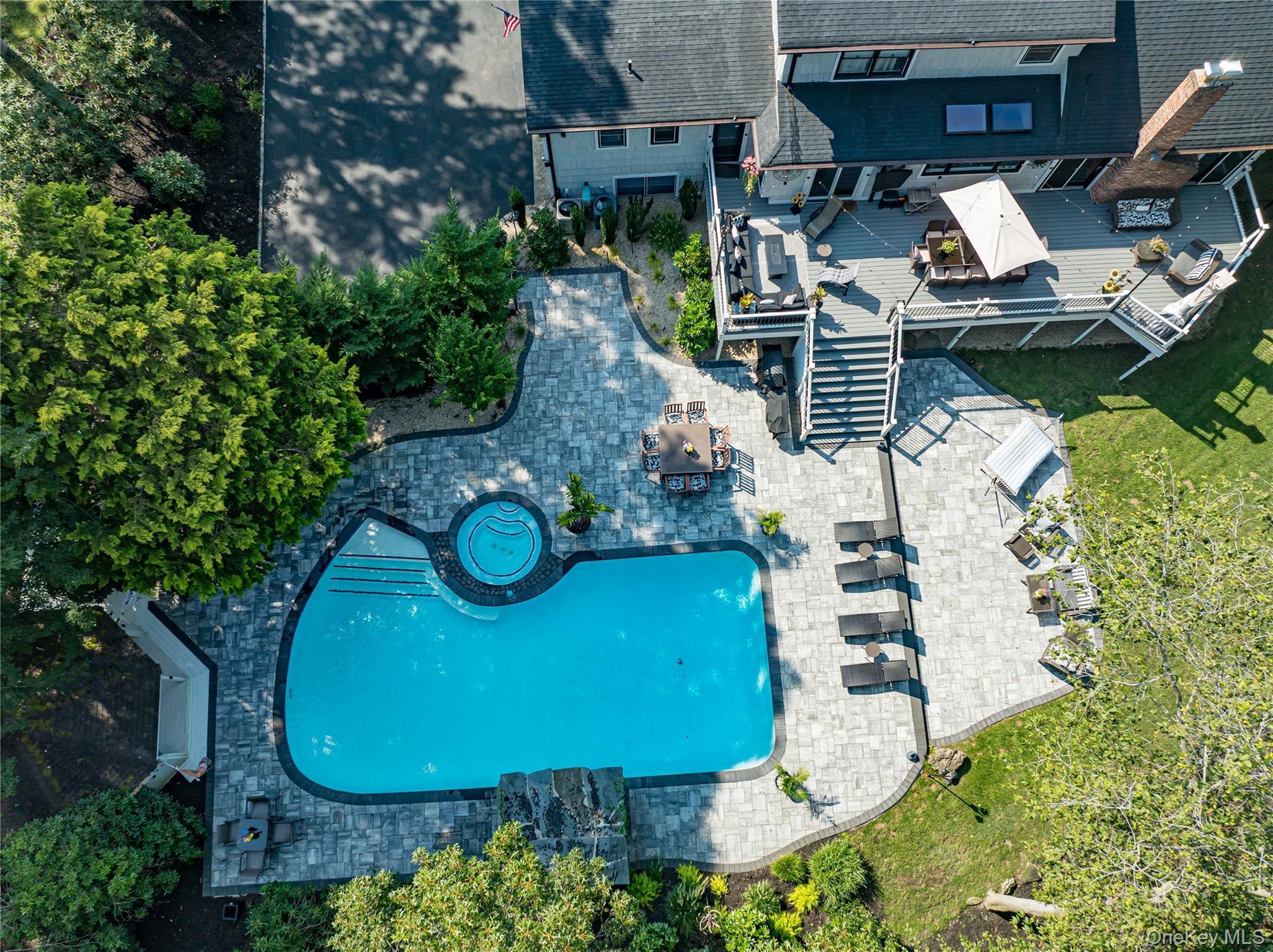 Single Family Landing Meadow  Suffolk County, NY 11787, MLS-900103-49