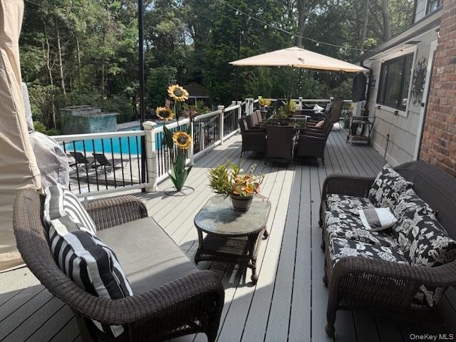 Single Family Landing Meadow Suffolk County, NY 11787, MLS-900103-9