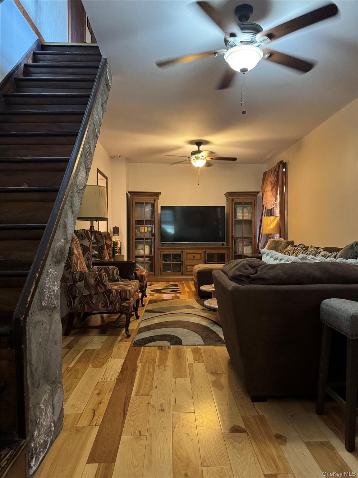 Single Family 71st Queens, NY 11378, MLS-900112-6