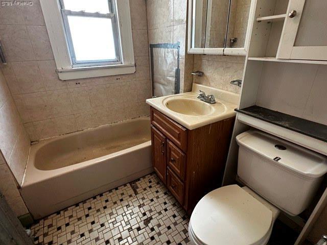 Single Family Liverpool  Queens, NY 11435, MLS-900130-21