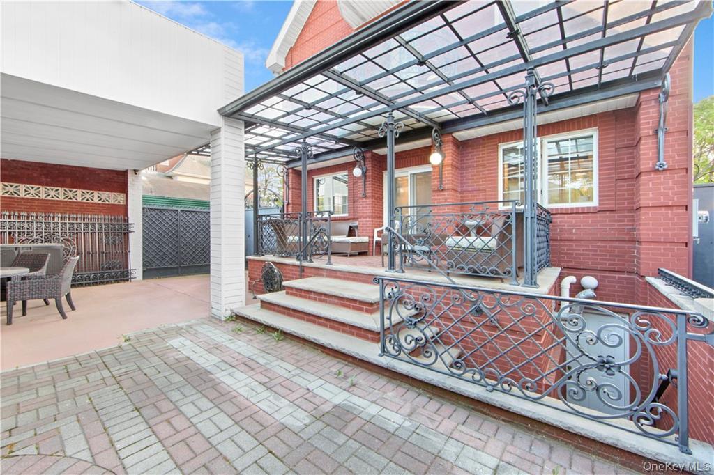 Single Family Dover Brooklyn, NY 11235, MLS-900138-29