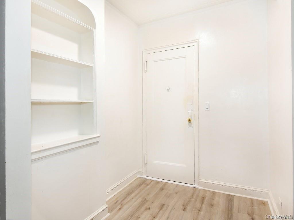 Coop Bolton  Bronx, NY 10462, MLS-900141-8