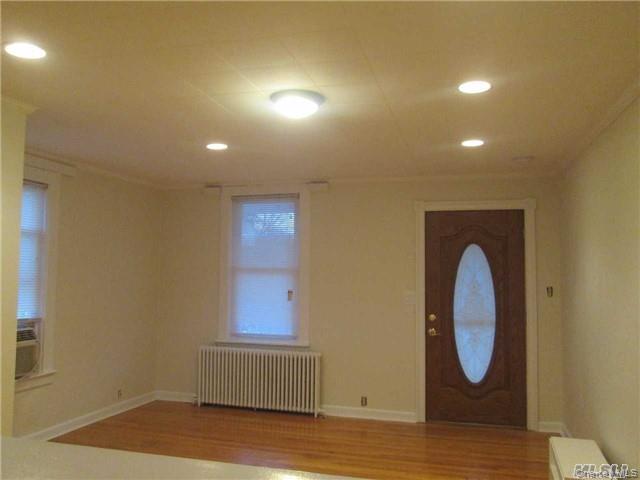 Single Family Elm  Nassau County, NY 11548, MLS-900146-3