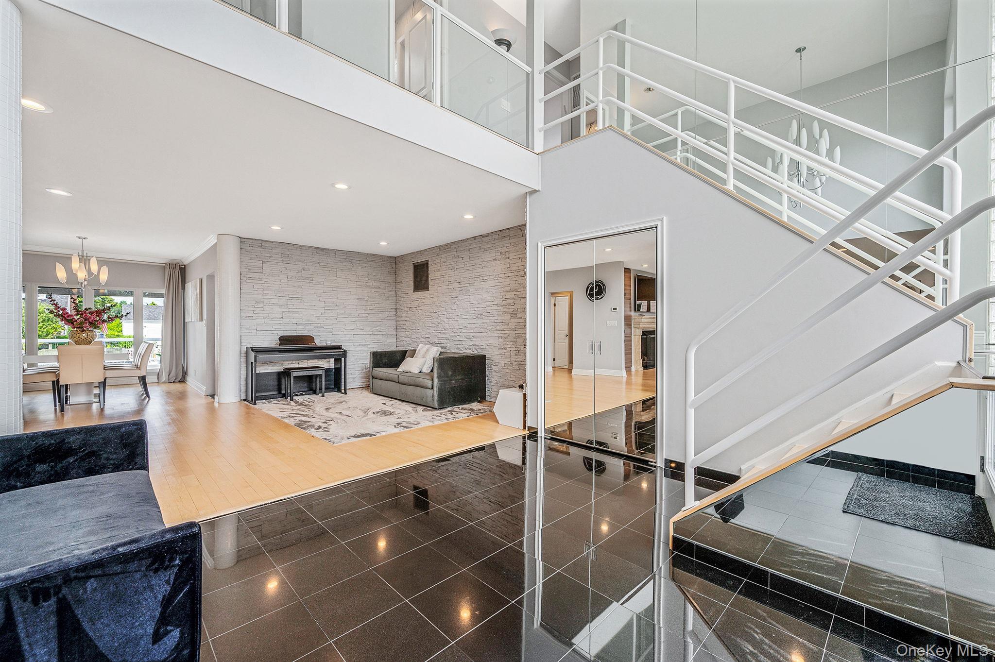 Single Family Forest Nassau County, NY 11758, MLS-900151-10