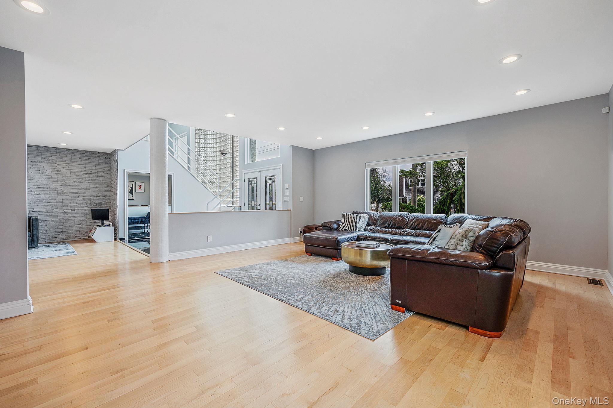 Single Family Forest Nassau County, NY 11758, MLS-900151-15