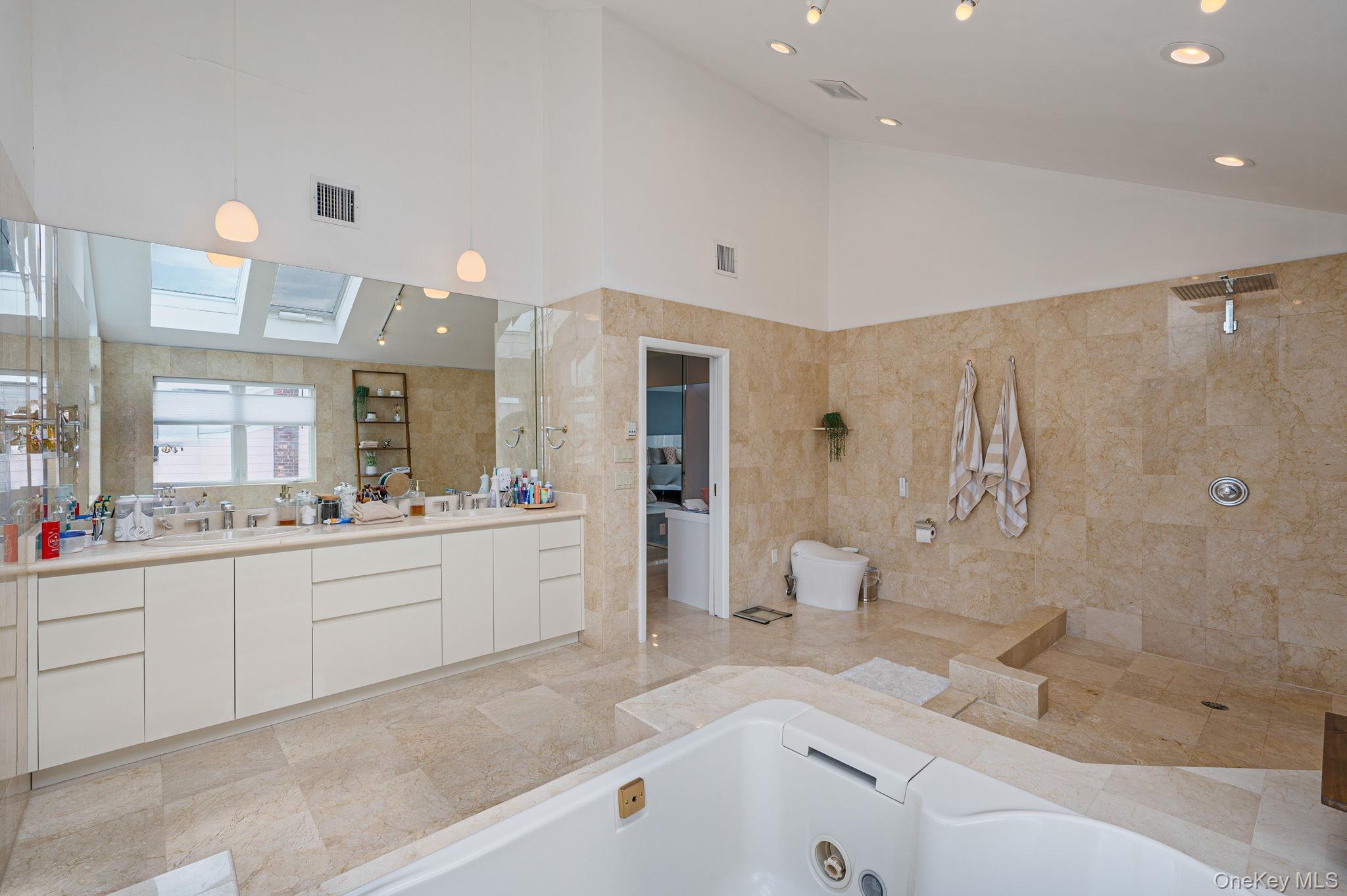 Single Family Forest Nassau County, NY 11758, MLS-900151-34