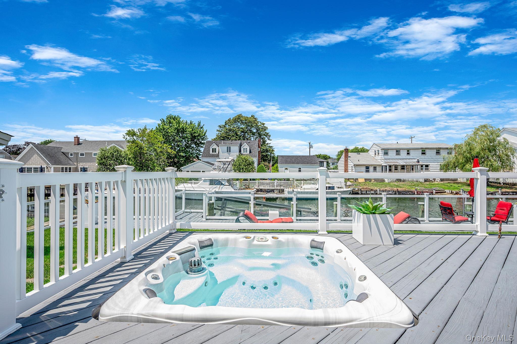 Single Family Forest Nassau County, NY 11758, MLS-900151-37