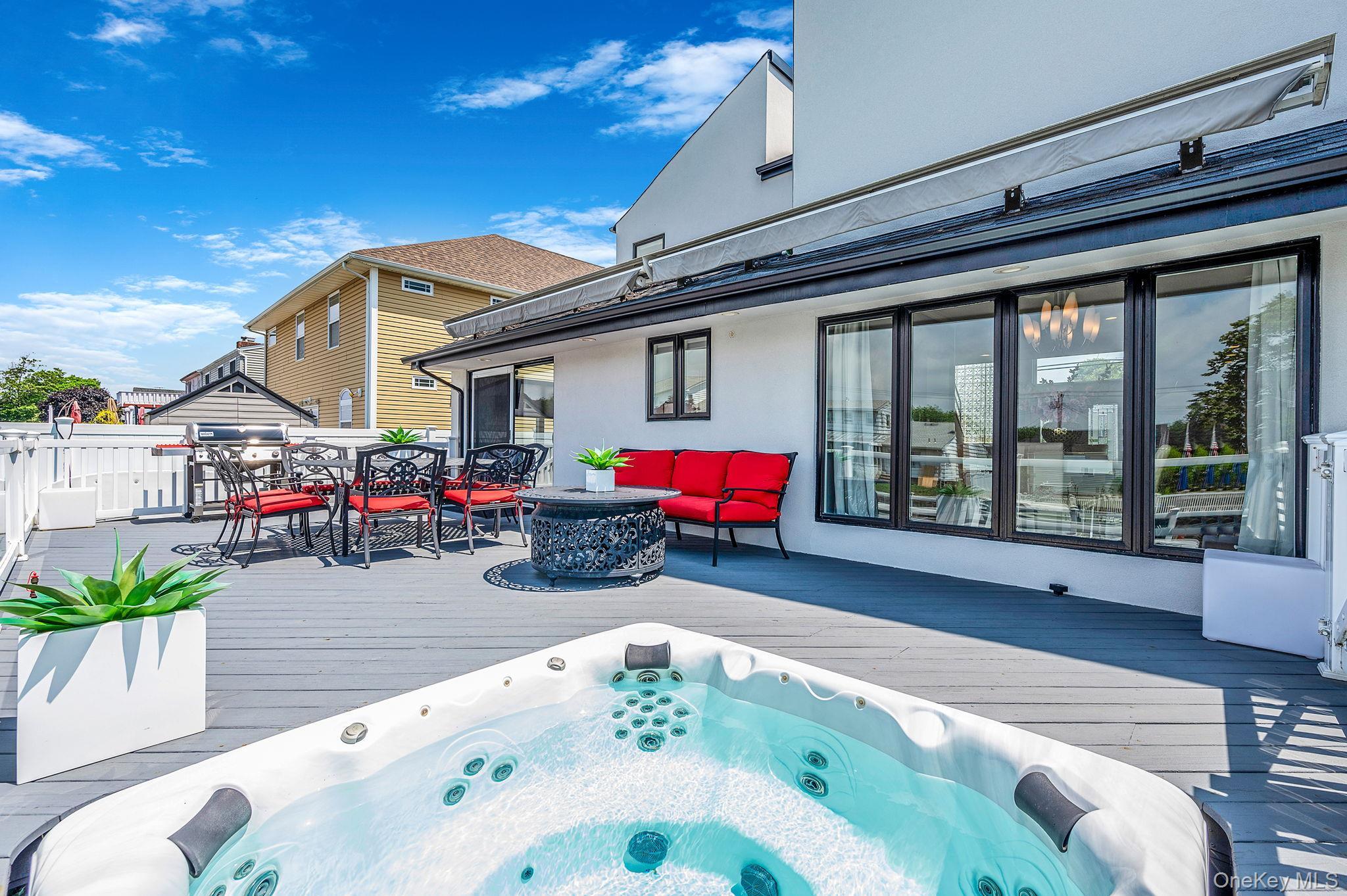 Single Family Forest Nassau County, NY 11758, MLS-900151-38