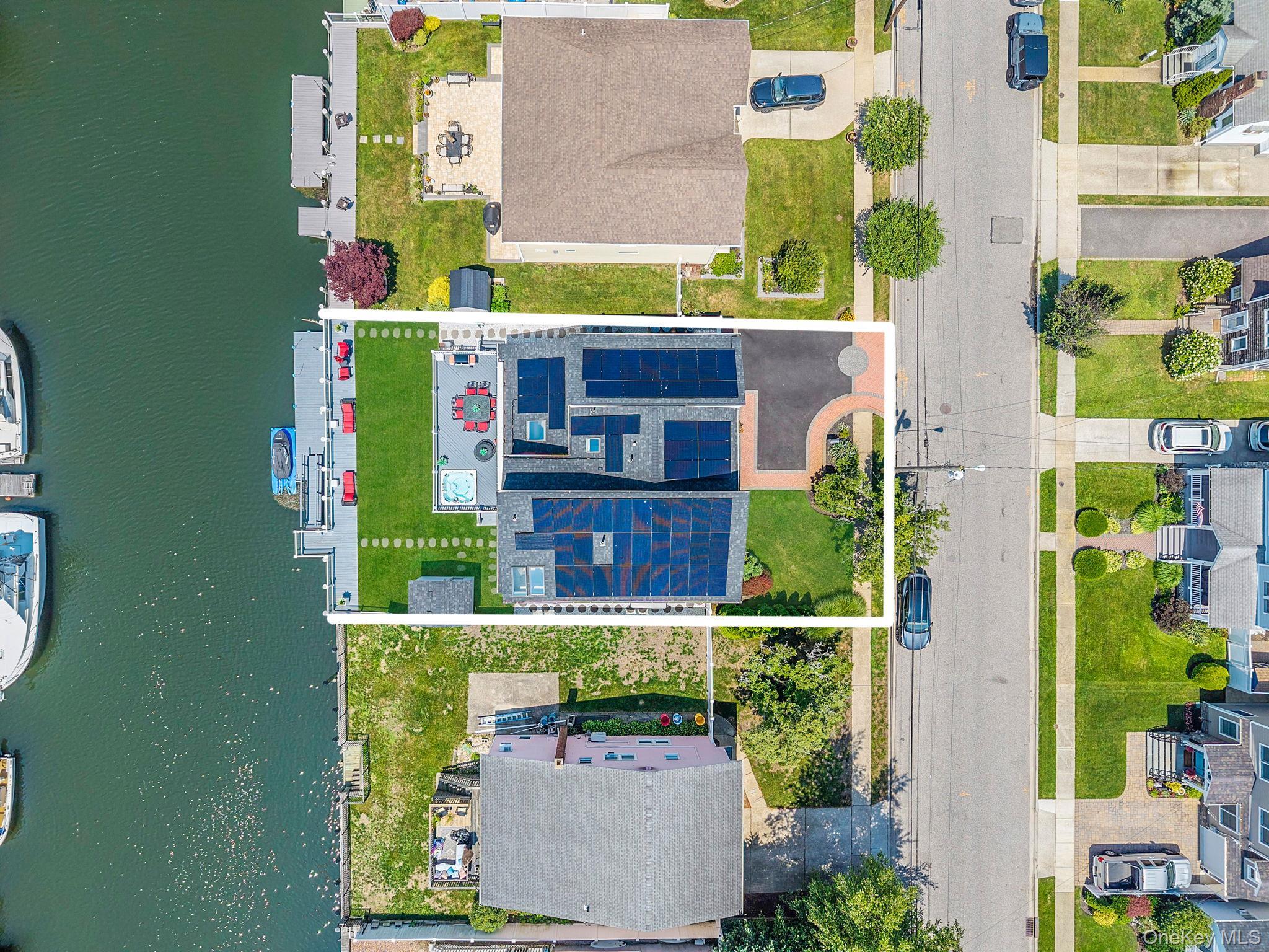 Single Family Forest Nassau County, NY 11758, MLS-900151-5