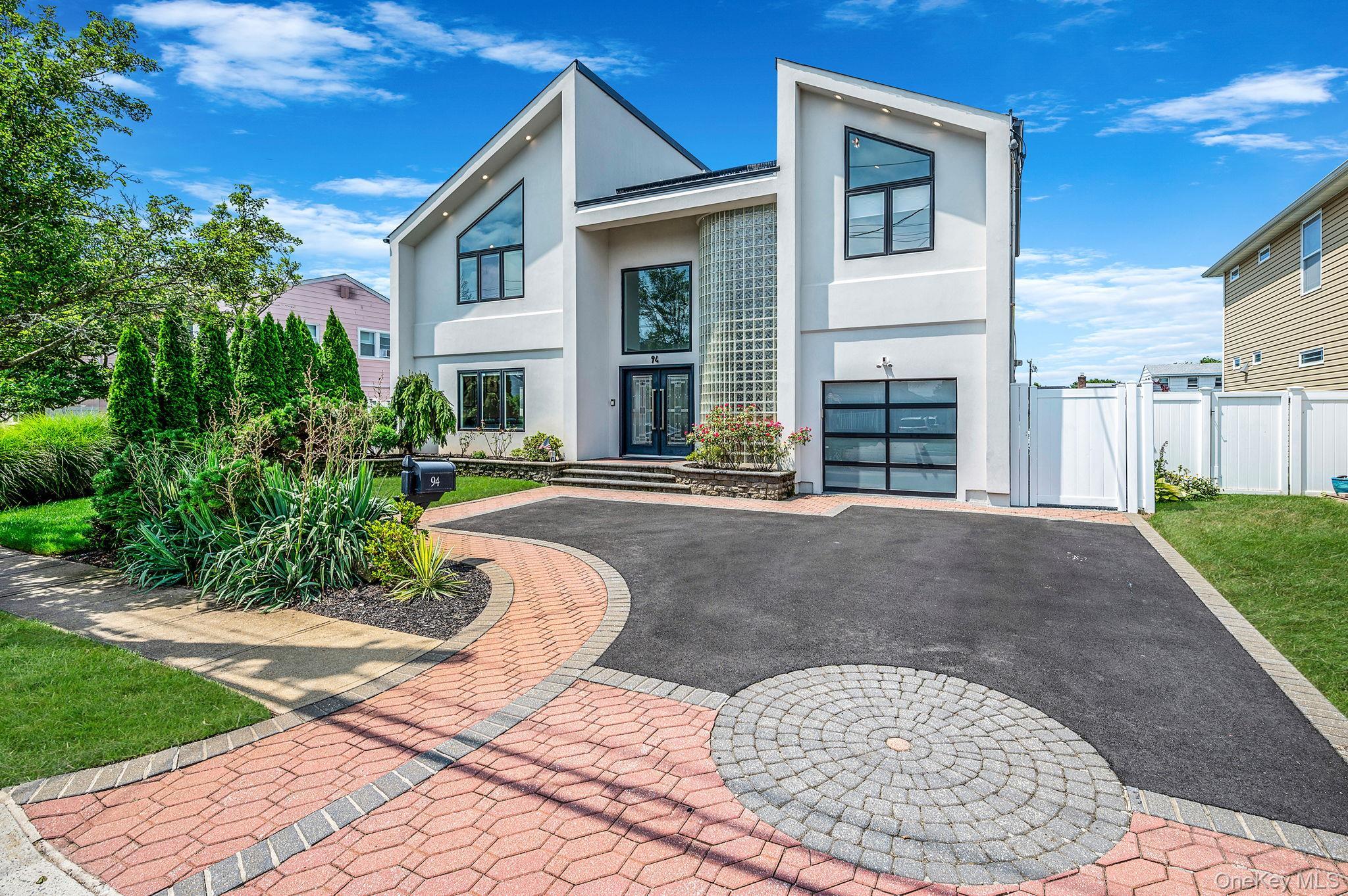 Single Family Forest Nassau County, NY 11758, MLS-900151-6