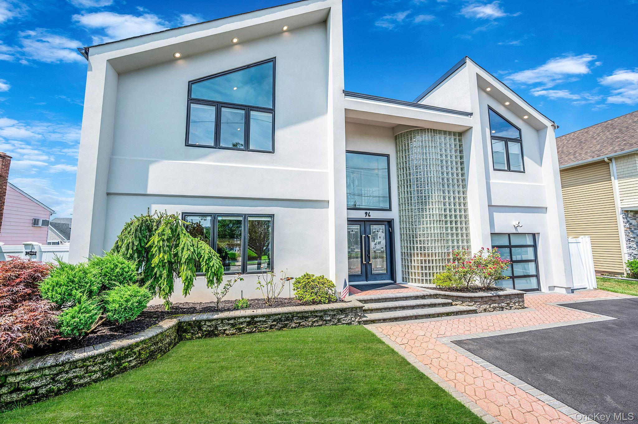 Single Family Forest Nassau County, NY 11758, MLS-900151-8